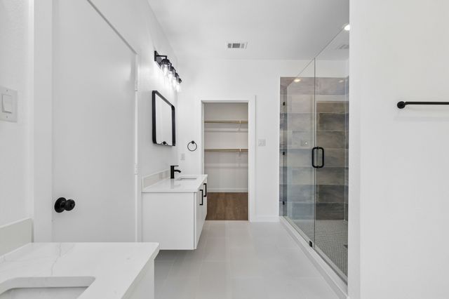 171 Tryall Court, Runaway Bay, TX 76426