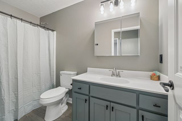 2892 Highway 52, E, Lafayette, TN 37083
