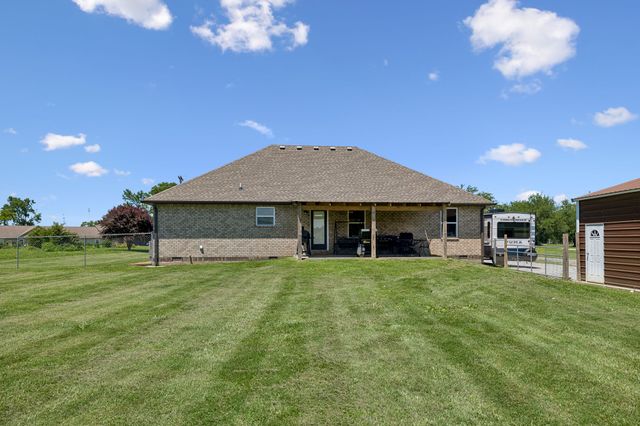 2892 Highway 52, E, Lafayette, TN 37083
