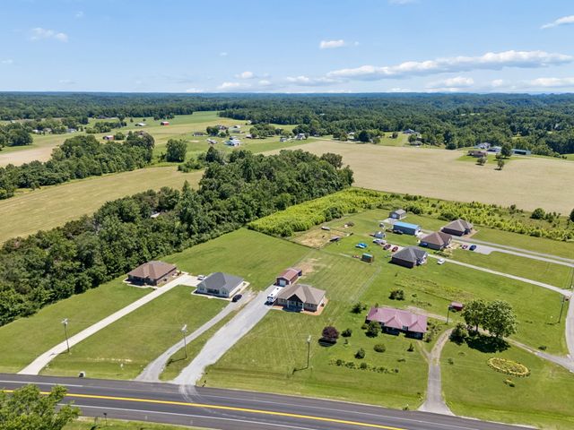 2892 Highway 52, E, Lafayette, TN 37083