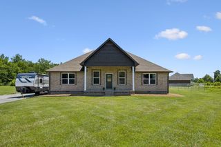 2892 Highway 52, E, Lafayette, TN 37083