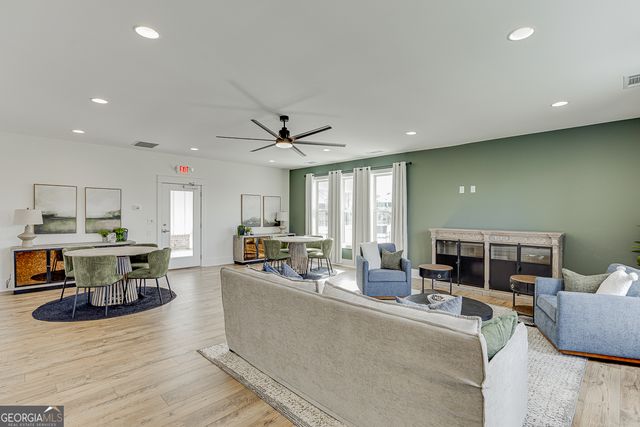 68 Oakdale Road 29, Jefferson, GA 30549