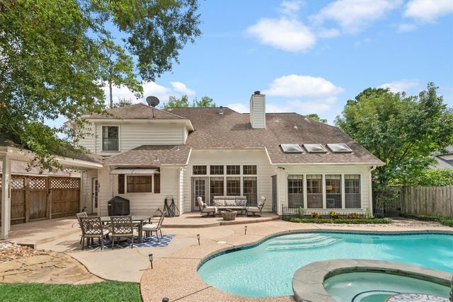 3 Warbler Place, The Woodlands, TX 77381