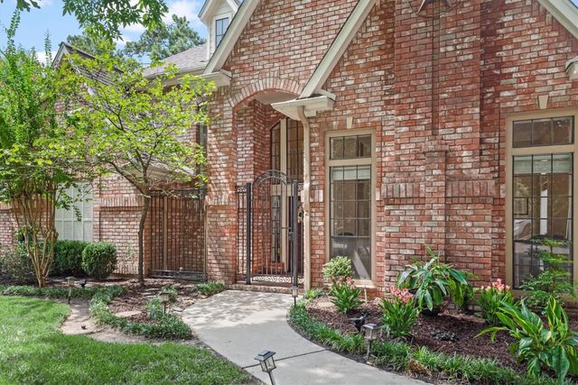 3 Warbler Place, The Woodlands, TX 77381
