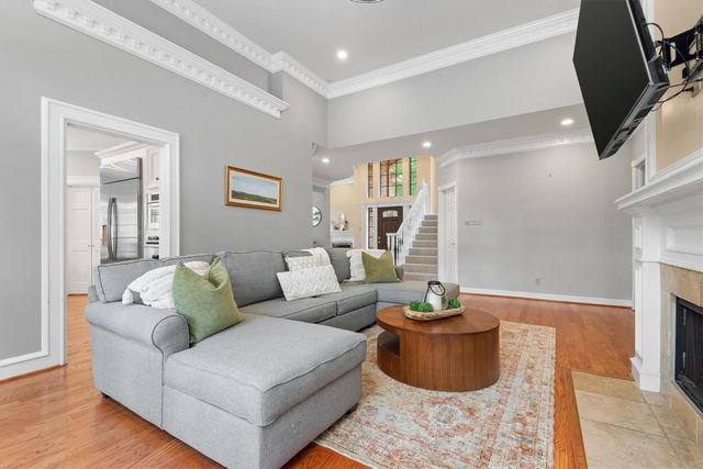 3 Warbler Place, The Woodlands, TX 77381