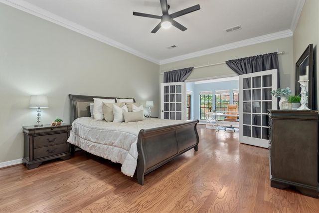 3 Warbler Place, The Woodlands, TX 77381