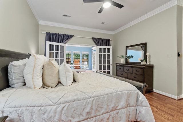 3 Warbler Place, The Woodlands, TX 77381