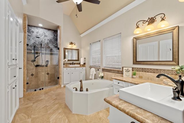 3 Warbler Place, The Woodlands, TX 77381