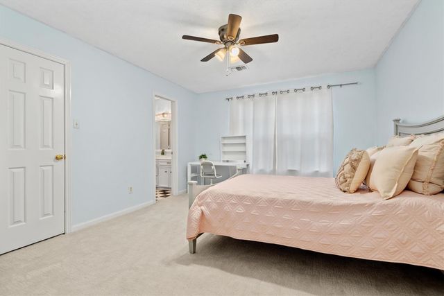 3 Warbler Place, The Woodlands, TX 77381