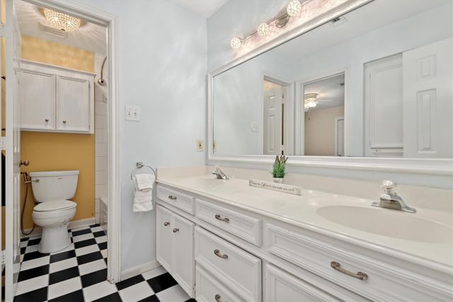 3 Warbler Place, The Woodlands, TX 77381