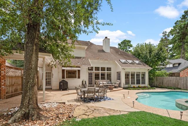 3 Warbler Place, The Woodlands, TX 77381