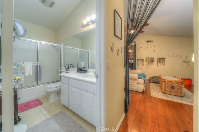 1036 Meadowlake Lane, Lake Elsinore, CA 92530