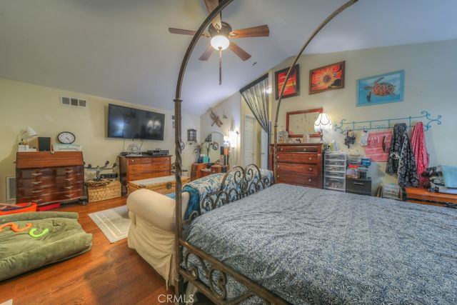 1036 Meadowlake Lane, Lake Elsinore, CA 92530