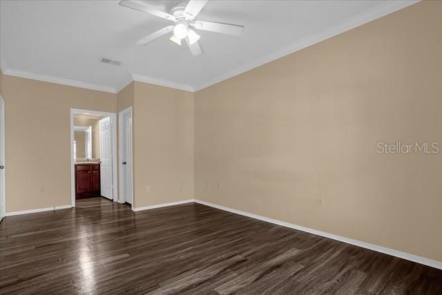 246 VILLA DI ESTE TERRACE 200, Lake Mary, FL 32746