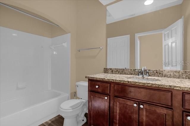 246 VILLA DI ESTE TERRACE 200, Lake Mary, FL 32746