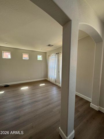 2706 E Longhorn Place, Chandler, AZ 85286