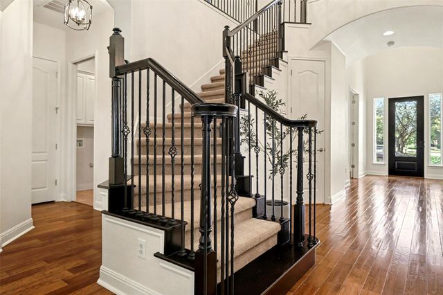 10201 Loxley LN, Austin, TX 78717