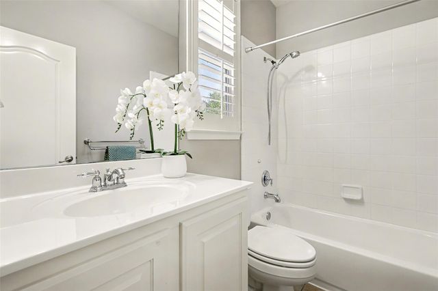 10201 Loxley LN, Austin, TX 78717