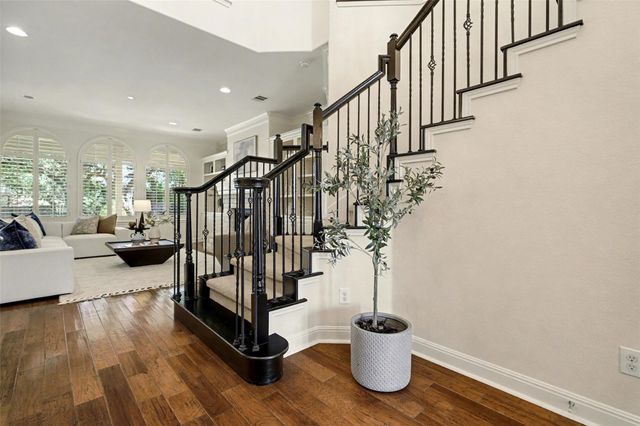 10201 Loxley LN, Austin, TX 78717