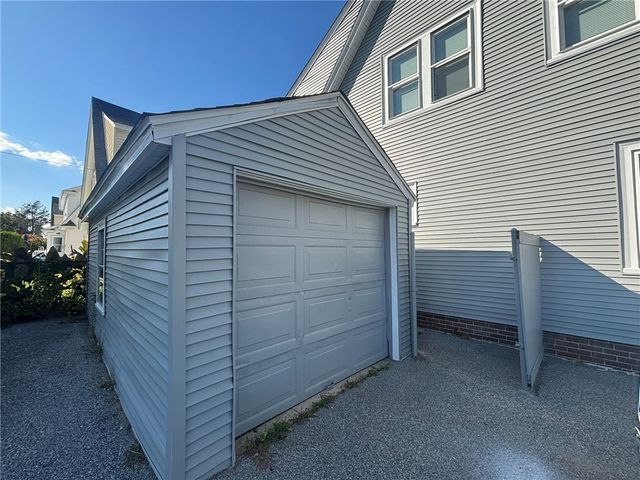 61 Warwick Avenue, Cranston, RI 02905