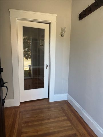 61 Warwick Avenue, Cranston, RI 02905