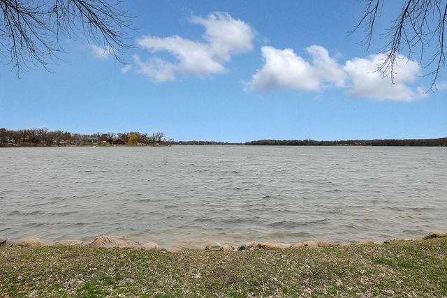 4276 114th Avenue NE, Spicer, MN 56288