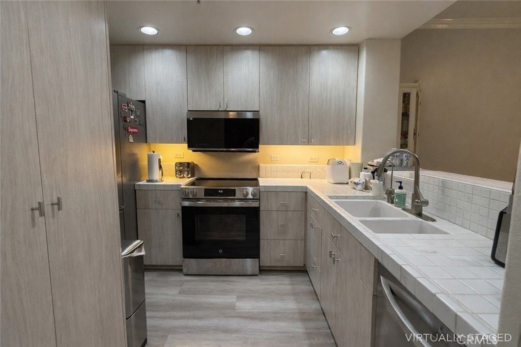 2253 Martin 107, Irvine, CA 92612 — photo 5