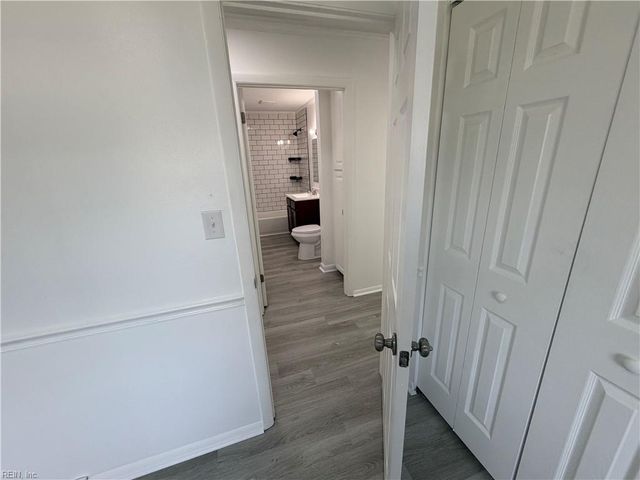 2 Butler Farm RD, Hampton, VA 23666