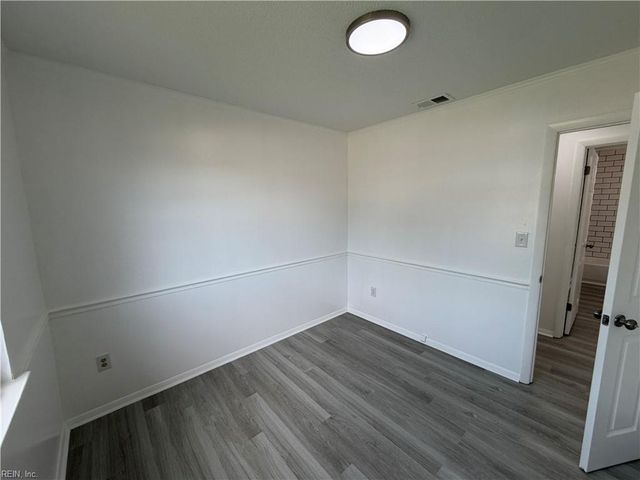 2 Butler Farm RD, Hampton, VA 23666
