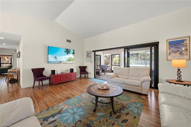 4339 Gulf Pines DR, Sanibel, FL 33957