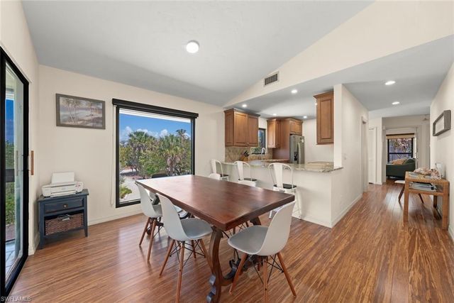 4339 Gulf Pines DR, Sanibel, FL 33957