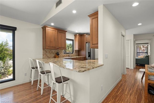 4339 Gulf Pines DR, Sanibel, FL 33957