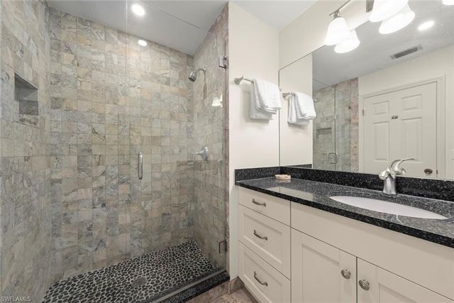 4339 Gulf Pines DR, Sanibel, FL 33957