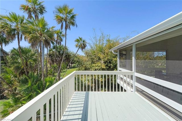 4339 Gulf Pines DR, Sanibel, FL 33957