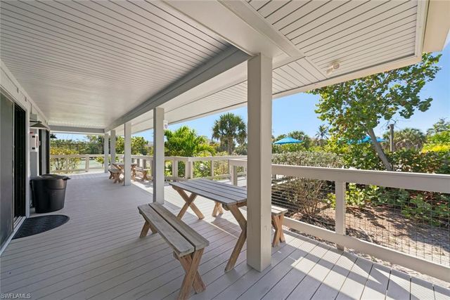 4339 Gulf Pines DR, Sanibel, FL 33957