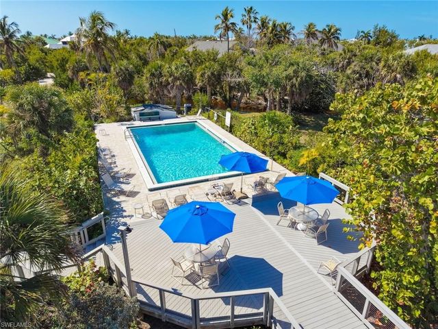 4339 Gulf Pines DR, Sanibel, FL 33957