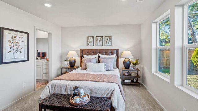 214 Darlington Street, Medford, OR 97501