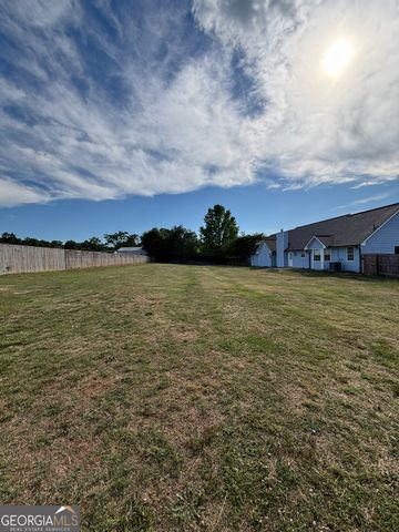 1962 Joanne Drive, Loganville, GA 30052