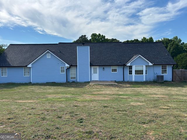 1962 Joanne Drive, Loganville, GA 30052