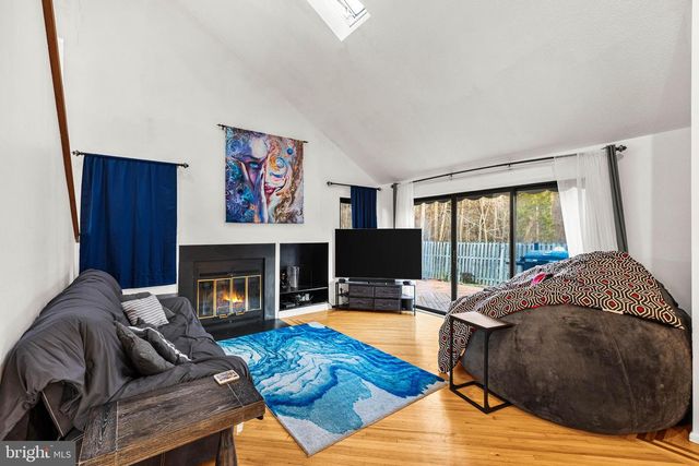 16 JACOB CT, Ewing, NJ 08628