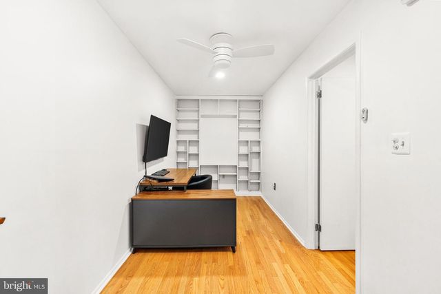 16 JACOB CT, Ewing, NJ 08628