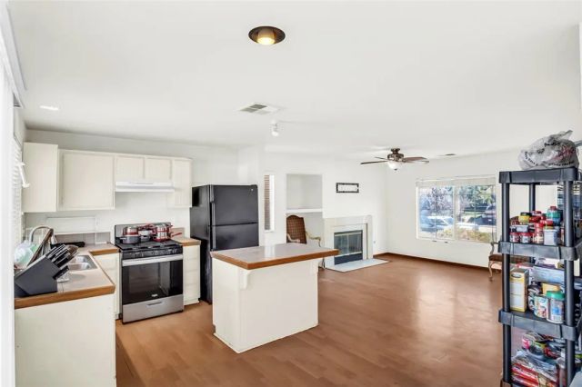 27551 Eastwind, Corona, CA 92883