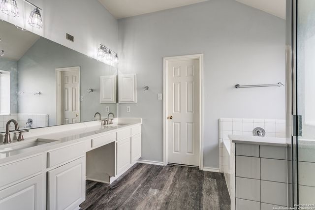 1109 Lauran Park, Schertz, TX 78154