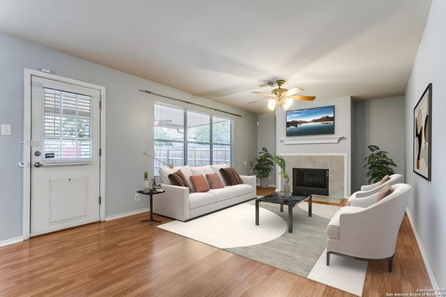 1109 Lauran Park, Schertz, TX 78154