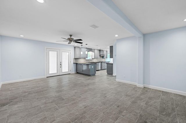 5623 Cerritos Drive, Houston, TX 77035