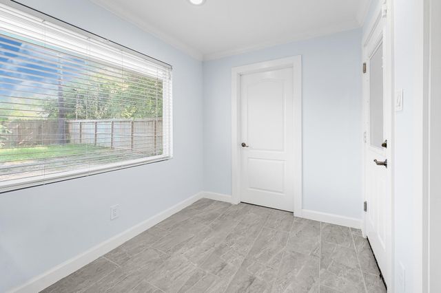 5623 Cerritos Drive, Houston, TX 77035
