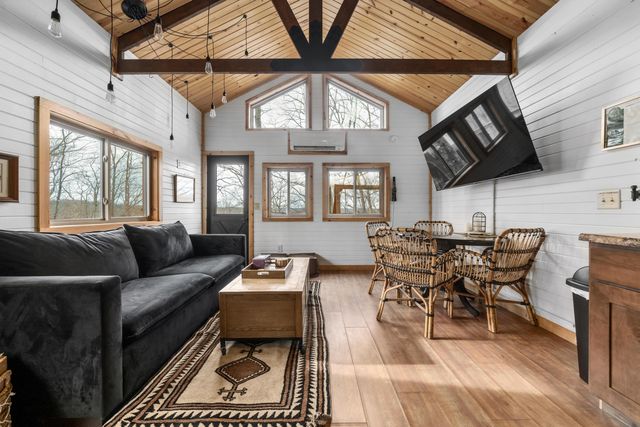 28132 Dupler, Rockbridge, OH 43149