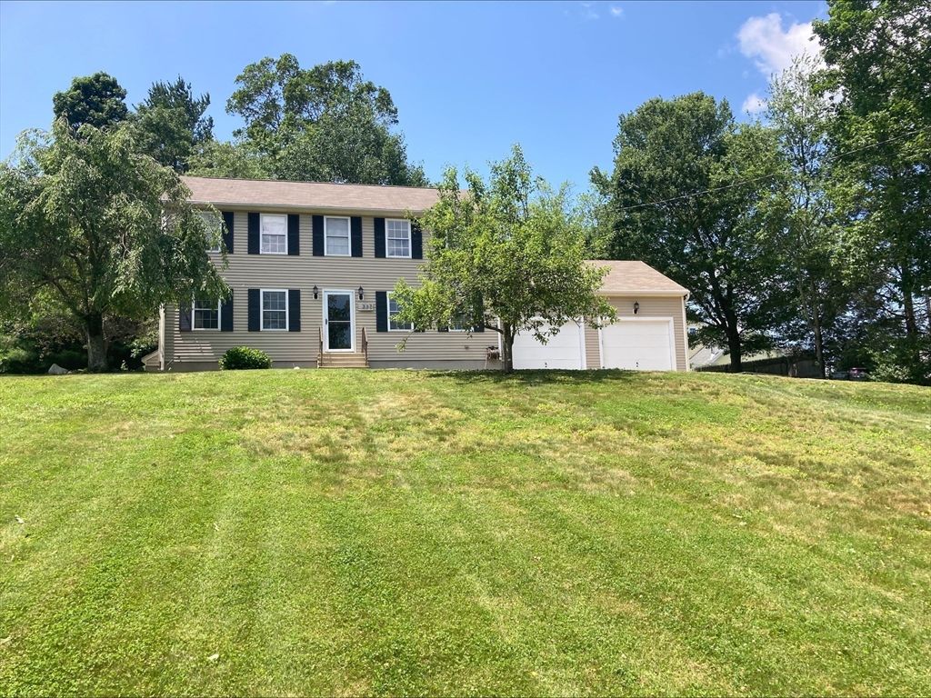 337 Mason Rd Ext, Dudley, MA 01571