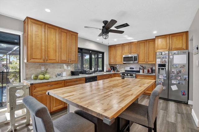 9630 NW 21st Manor, Sunrise, FL 33322