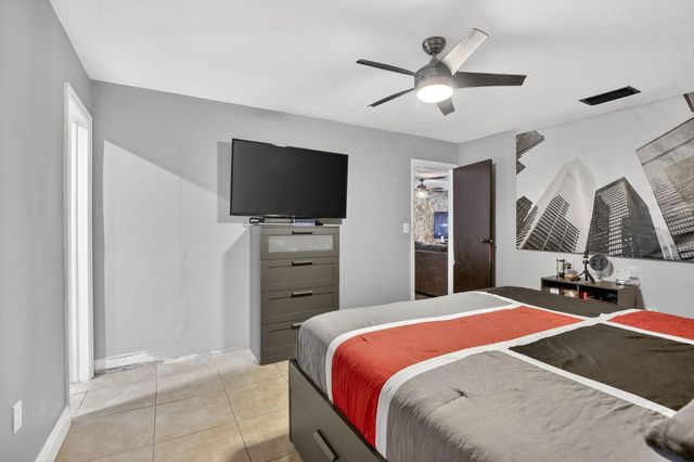 9630 NW 21st Manor, Sunrise, FL 33322